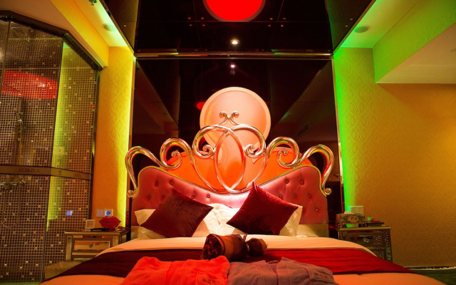 Rose Lover Hotel