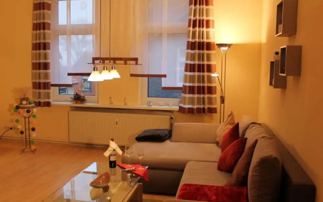 2 am Lustgarten Modern Retreat