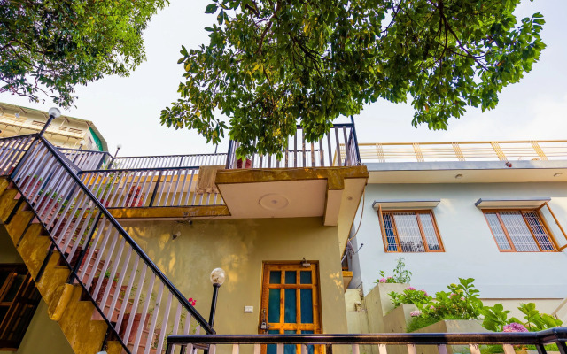 OYO 14055 Home Exotic 1BHK Barlowganj