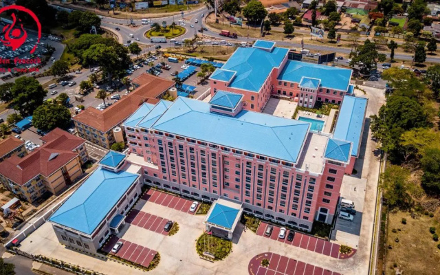 Golden Peacock Hotel Blantyre