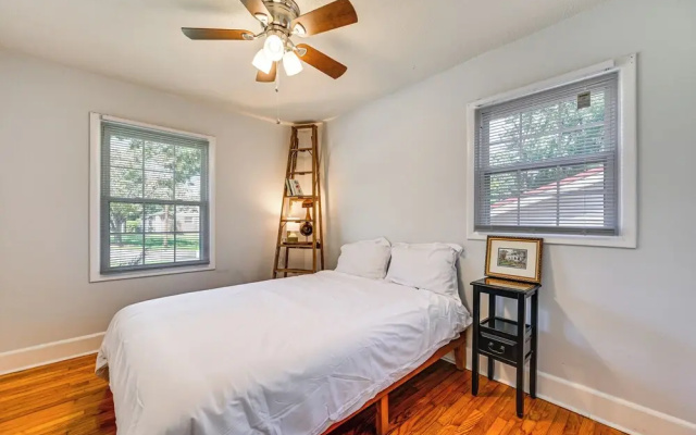 Eclectic Winston-salem Home: 3 Mi to Downtown!