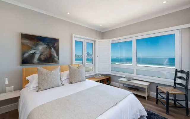 Lagoon Beach Penthouse