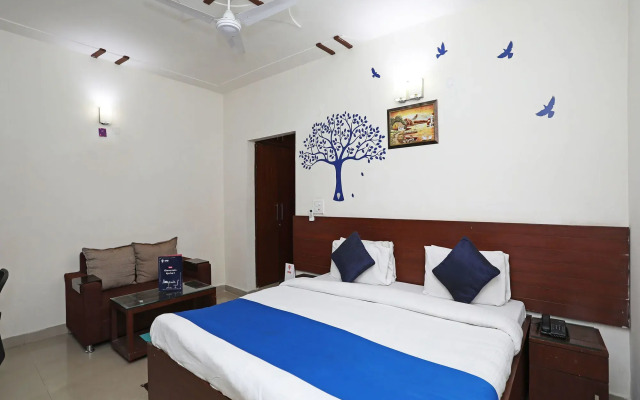 K V Complex by OYO Rooms