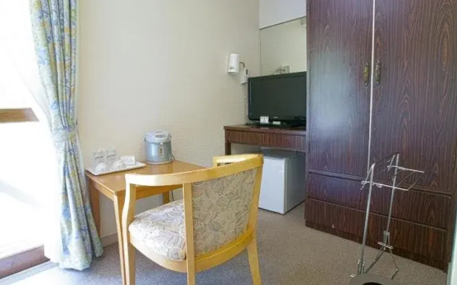 Hosenbo Lodge