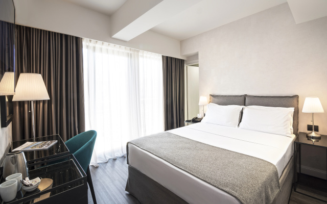 Отель Astor Athens