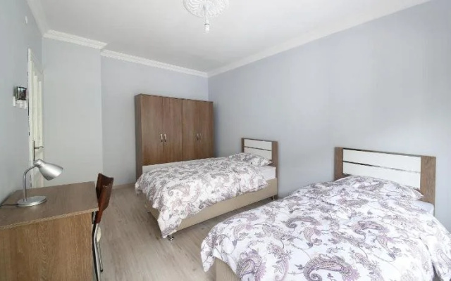 Adali Hostel Pansi̇yon
