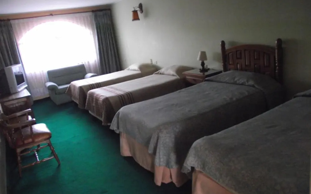 Hotel Casa Blanca