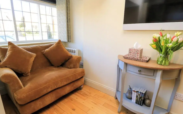 Broadway Cottage
