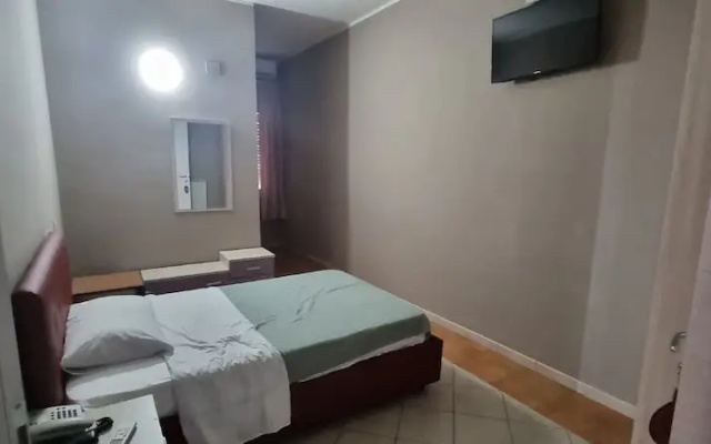 Miga Hotel Airport