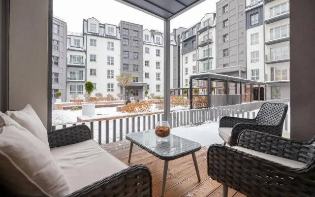 Prestigious 2 Bedr ap in Old Town by Reside Baltic