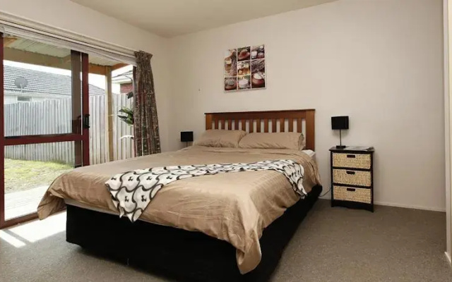 Hollyford Cottage