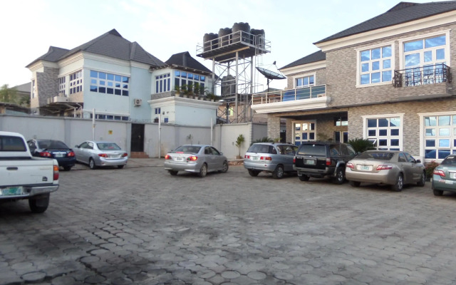 Отель Alheri Suites