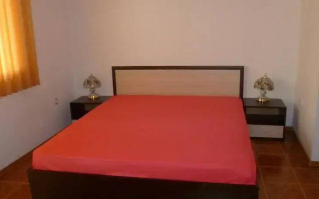 Coral Family Hotel