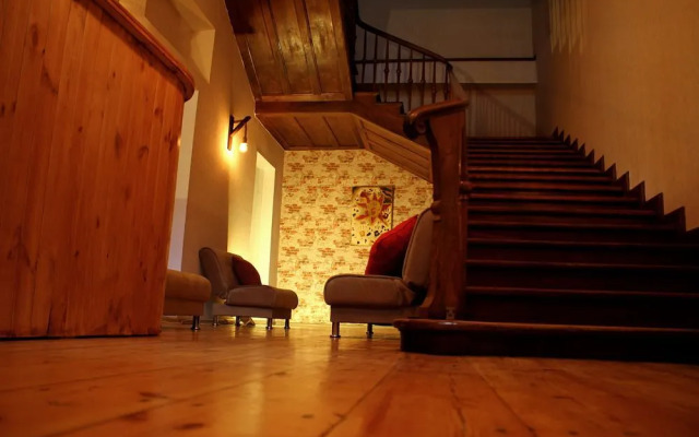 Rozetti Hostel