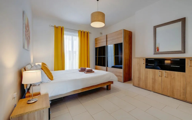 Marvellous Apartment With Valletta and Harbour Views