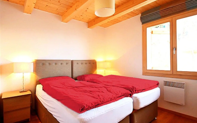 Chalet in Val Dherens Near Ski Lift