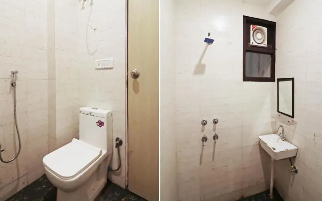 Admiral Suites by OYO Rooms