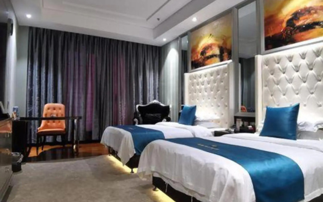 Longchang Holiday Hotel