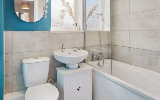 Host Stay Bartlemere House