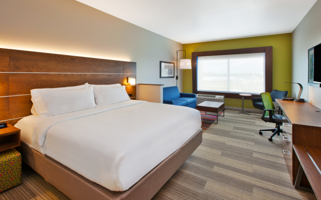 Holiday Inn Express & Suites South Hill by IHG