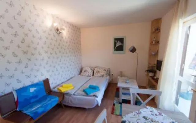 Redhill Apartments