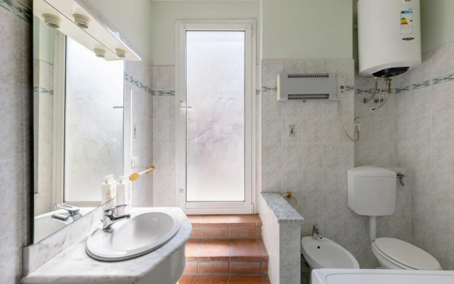 Bright Studio With Balcony by Wonderful Italy