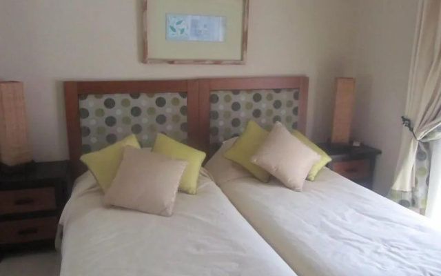 Stunning 3 bed Villa With Pool- Golf & Beach