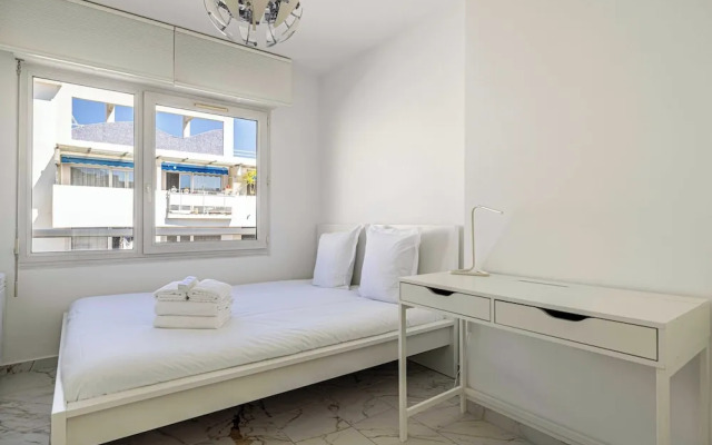 Modern, A/C Duplex - 3bdr/6p - Cannes