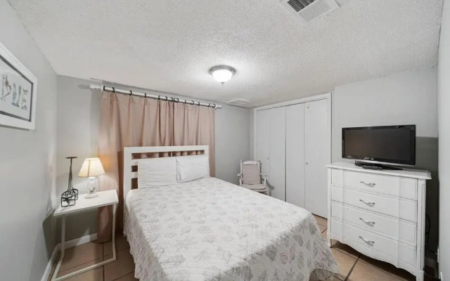 Sugar Beach 257 by Bender Vacation Rentals
