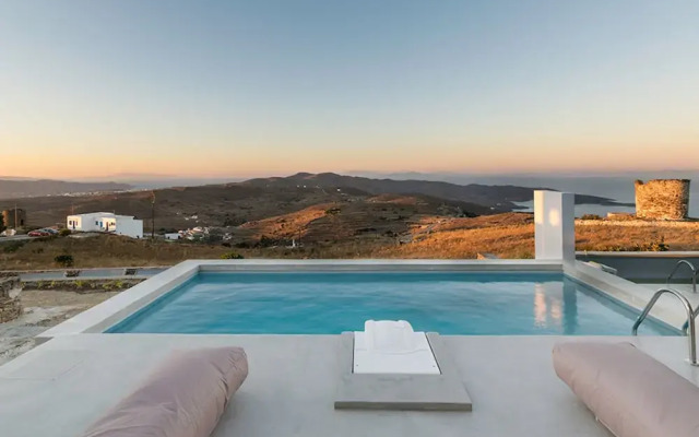 Windmills Villa 3 Luxury Villa in Kythnos