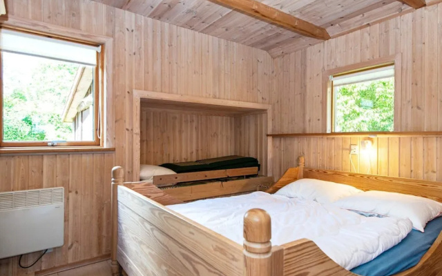6 Person Holiday Home in Hovborg