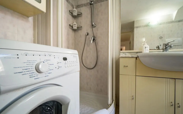 Mainetta Sea View Apartment with AC