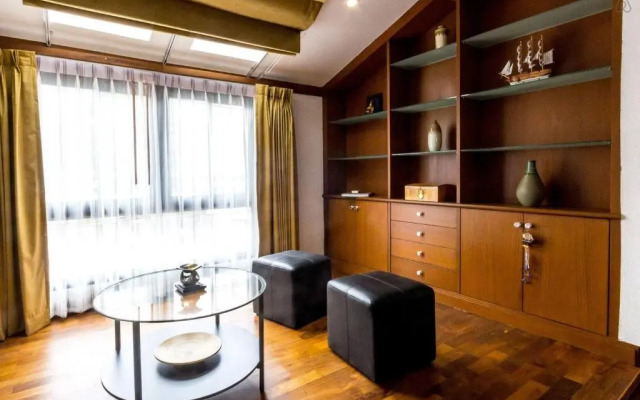 Fabulous First Floor Apartment Dasiri Downtown Residence