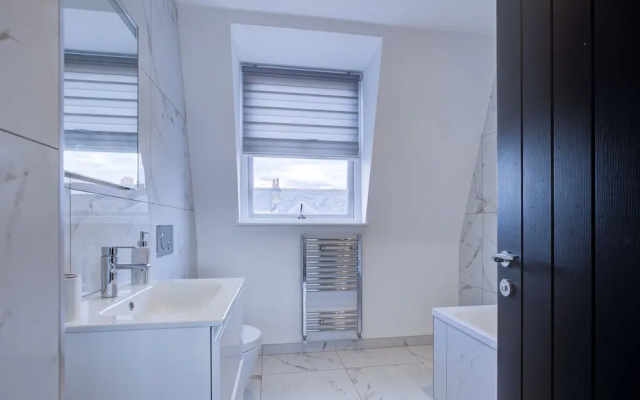 Hybrid Resi Fulham