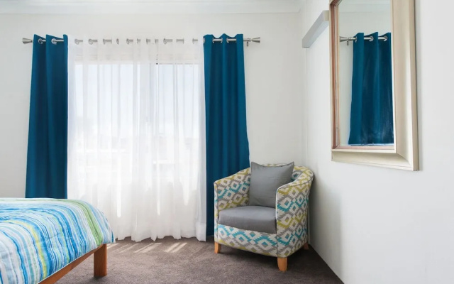 Shoal Edge, Unit 6/31 Shoal Bay Road