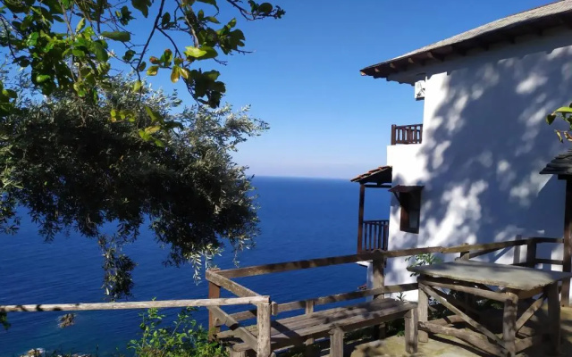Triple studio apartment in Mylopotamos Beach