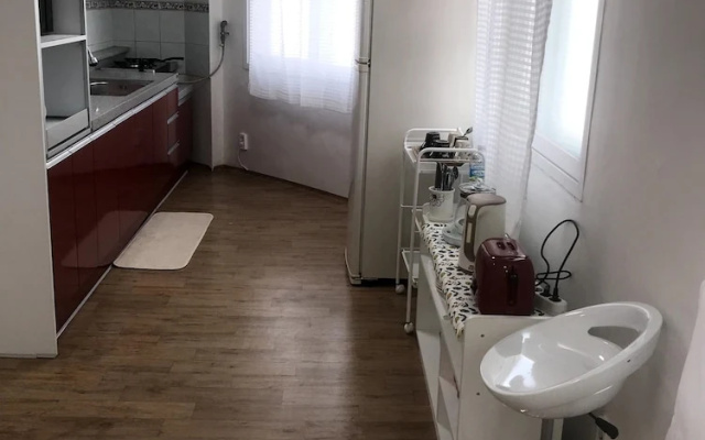 Gwangju Songjeong Station Guesthouse - Hostel