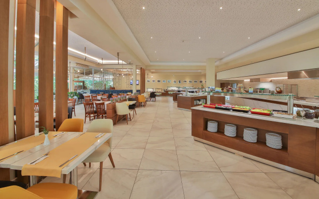 Vita Park Hotel & Villas