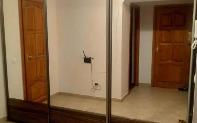 Apartment On Artsieulova 22