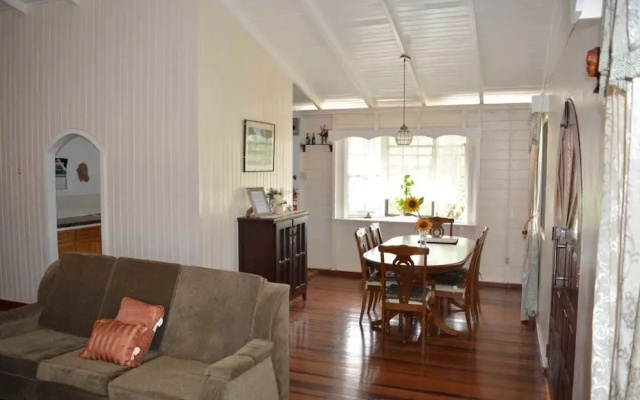 Three Bedroom Holiday Accomodation