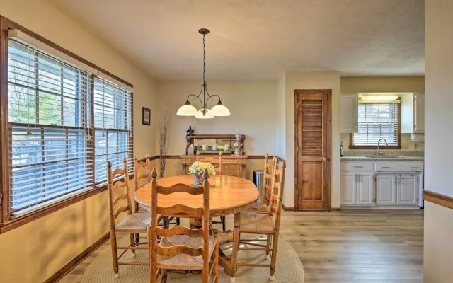 Lexington Home ~ 2 Mi to University of Kentucky!