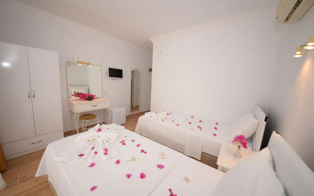 Neruda Hotel