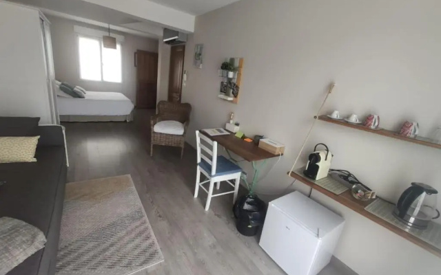 LAnsolanette Chambre Dhtes