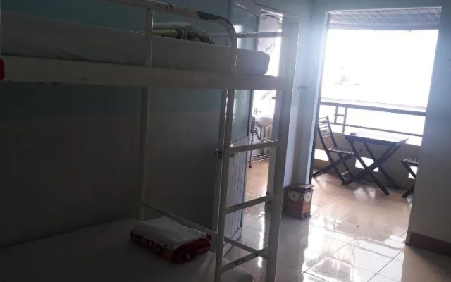 Fa Backpackers Hostel
