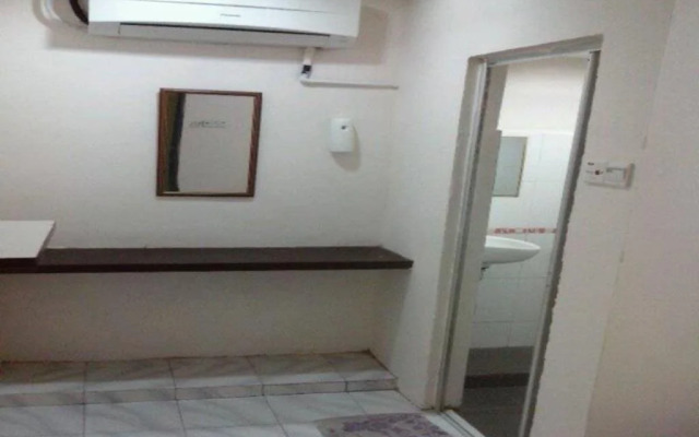 Buddy Hotel