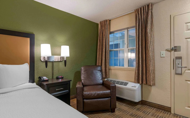 Extended Stay America Suites Lexington Nicholasville Road