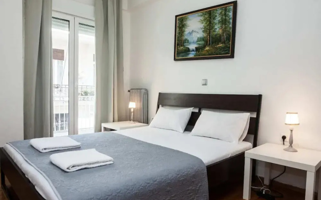 Gorgeous 2 bedrooms apt at Exarcheia