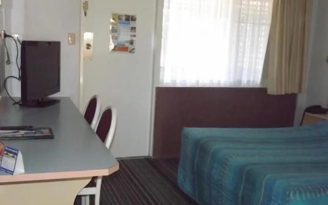 Golden Sands Motor Inn Forster
