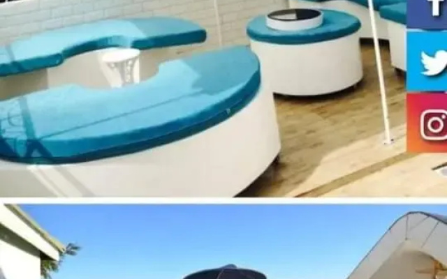Twiks Villa