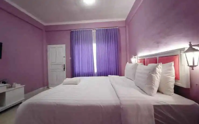 Hotel Ratu